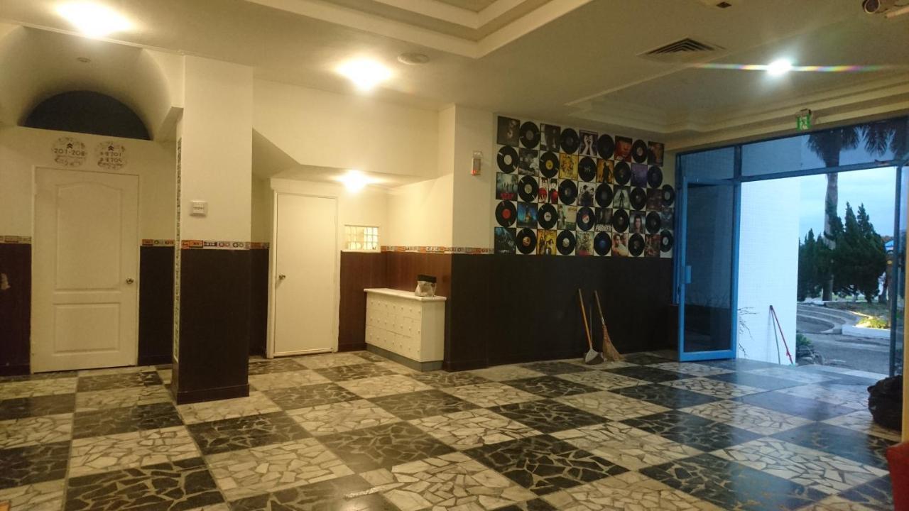 Super White Hotel T'ai-tung Exterior foto